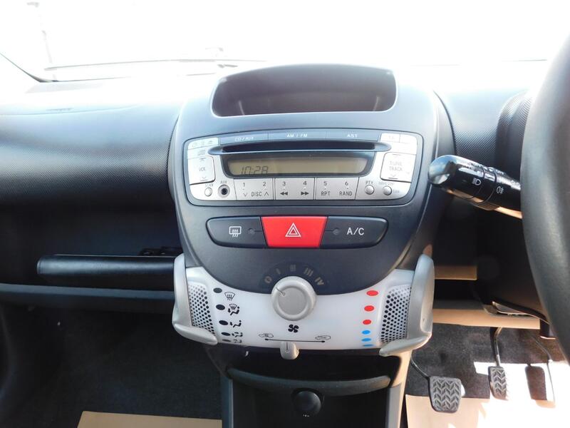 TOYOTA AYGO