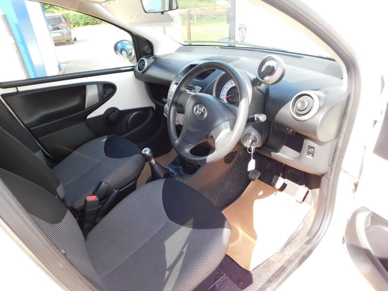 TOYOTA AYGO
