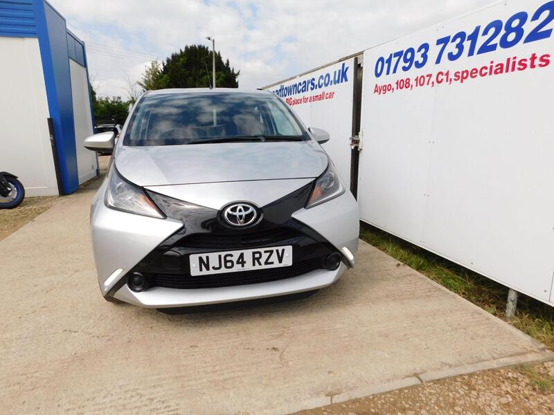 TOYOTA AYGO