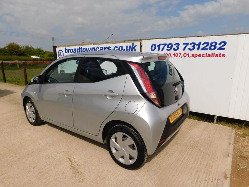 TOYOTA AYGO