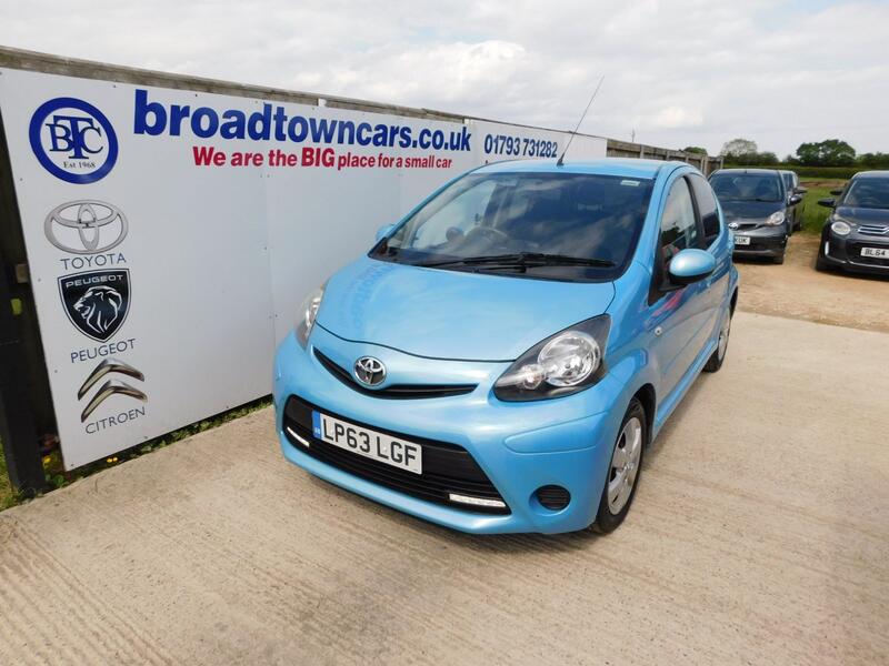 View TOYOTA AYGO 1.0 VVT-i Move