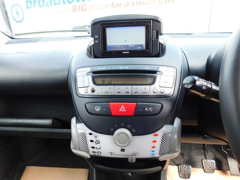 TOYOTA AYGO