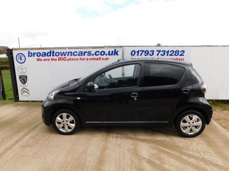 View TOYOTA AYGO 1.0 VVT-i Move