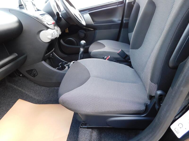 TOYOTA AYGO