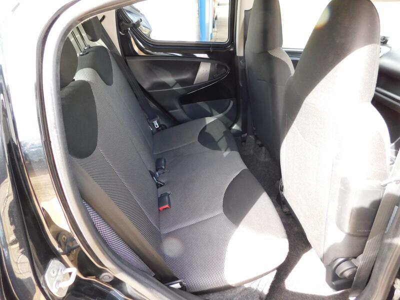 TOYOTA AYGO