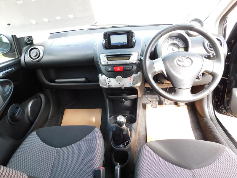 TOYOTA AYGO