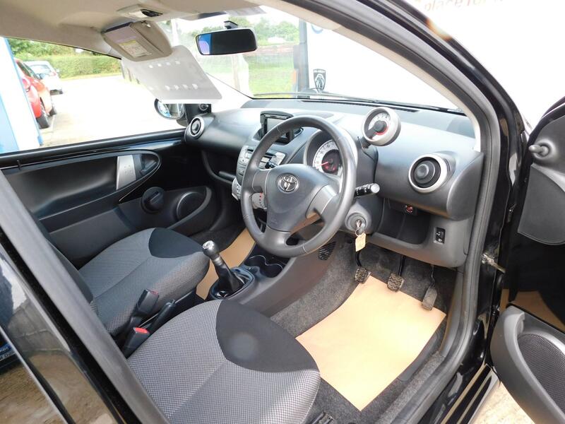 TOYOTA AYGO