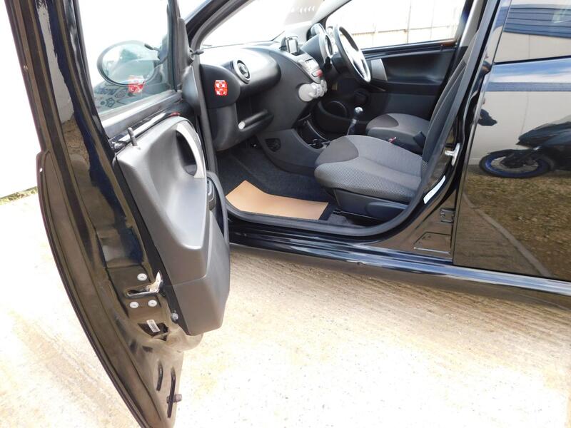 TOYOTA AYGO