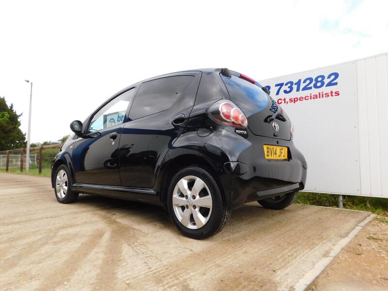 TOYOTA AYGO