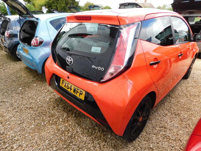 View TOYOTA AYGO 1.0 VVT-i x-cite Automatic