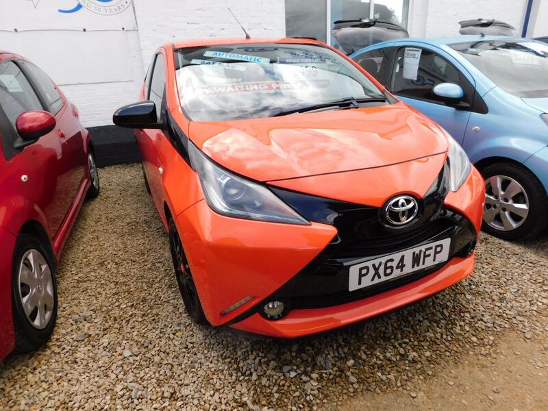 View TOYOTA AYGO 1.0 VVT-i x-cite Automatic