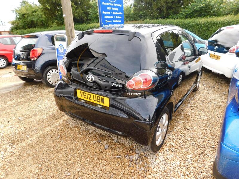 View TOYOTA AYGO 1.0 VVT-i Fire