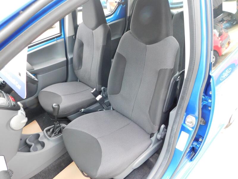 TOYOTA AYGO