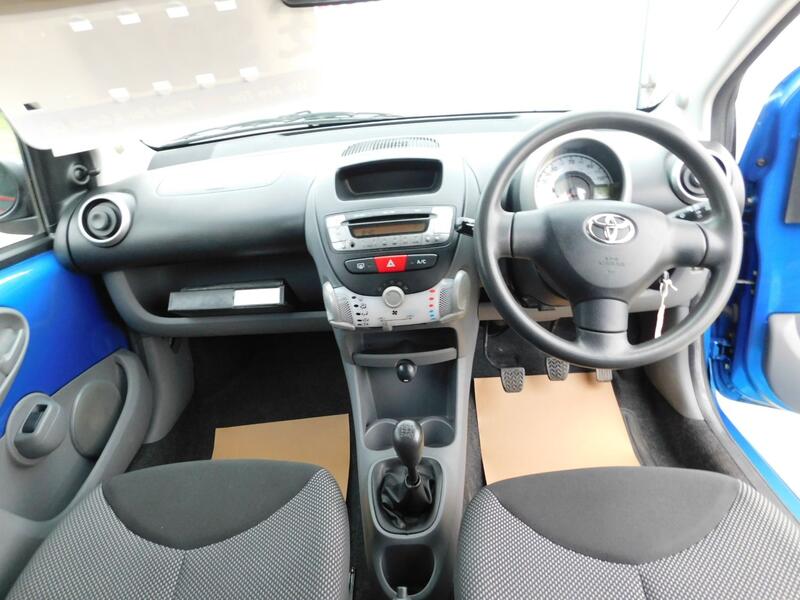TOYOTA AYGO