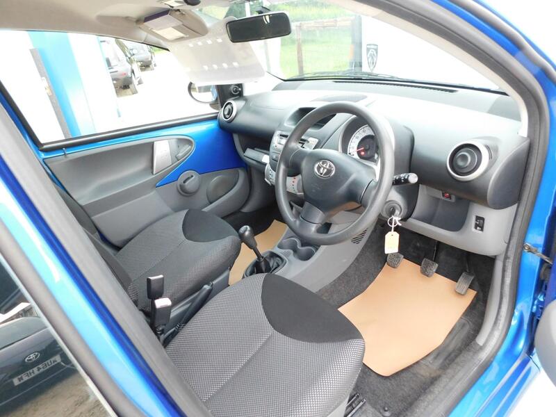 TOYOTA AYGO