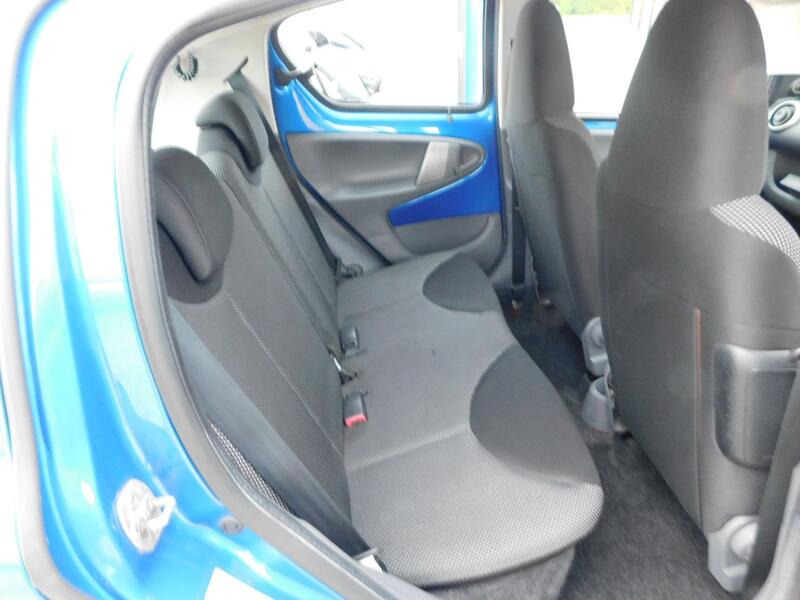 TOYOTA AYGO