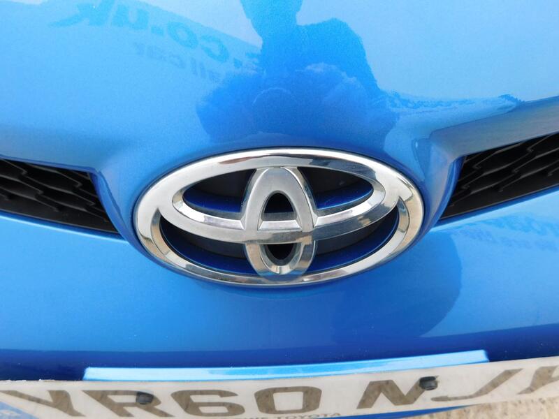 TOYOTA AYGO