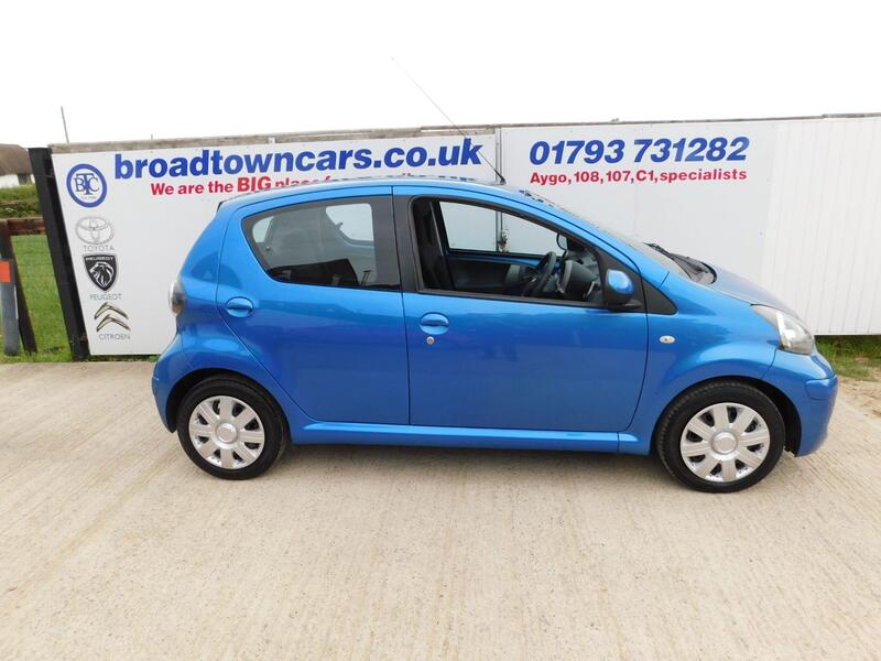 TOYOTA AYGO