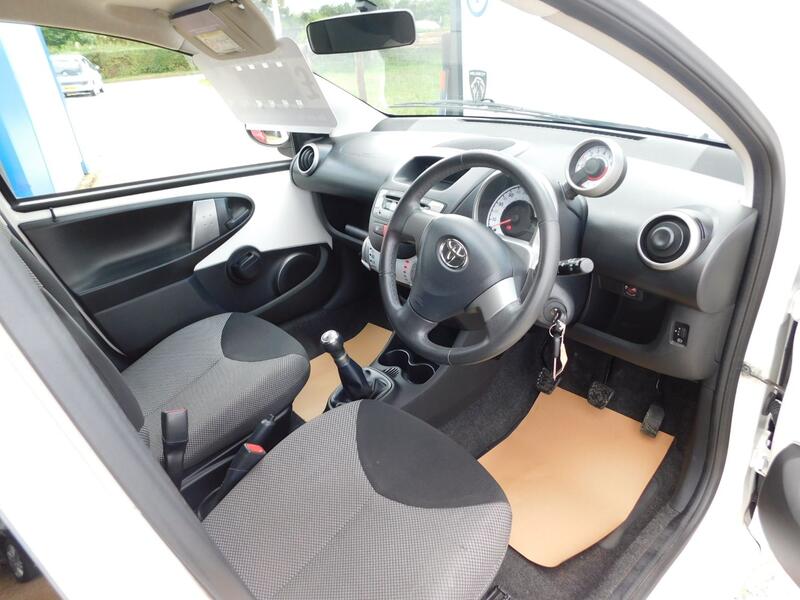 TOYOTA AYGO