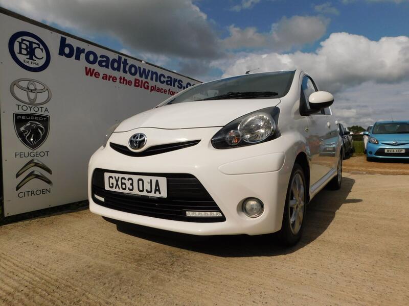 View TOYOTA AYGO 1.0 VVT-i Mode