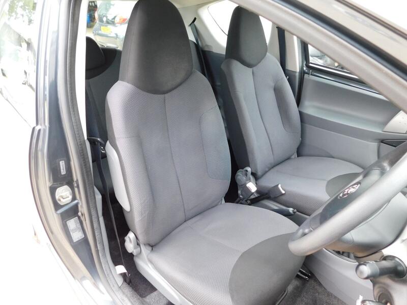 TOYOTA AYGO
