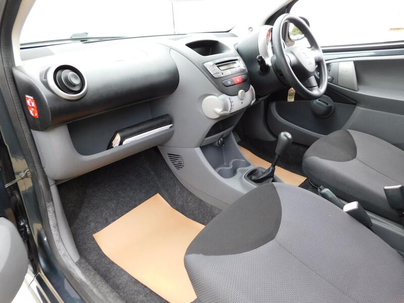 TOYOTA AYGO