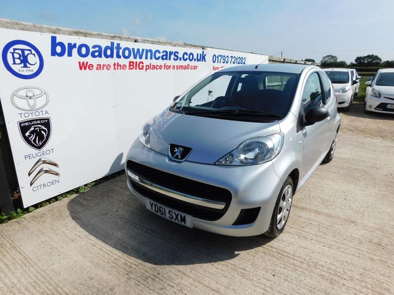 View PEUGEOT 107 1.0 12V Urban Lite