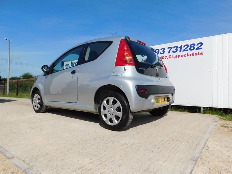 PEUGEOT 107