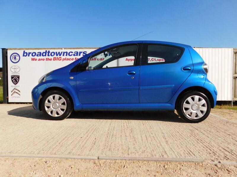 TOYOTA AYGO