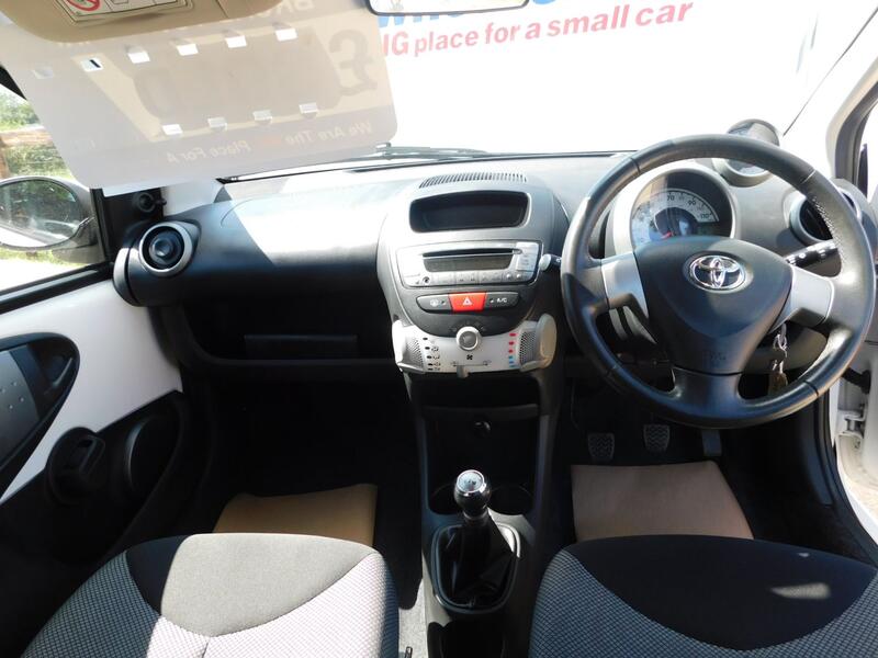 TOYOTA AYGO