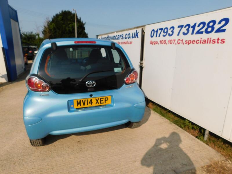 TOYOTA AYGO