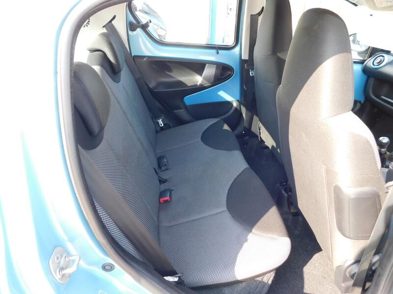 TOYOTA AYGO
