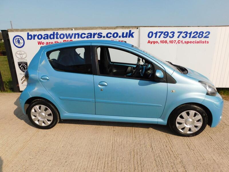 TOYOTA AYGO