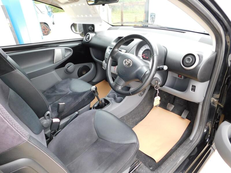 TOYOTA AYGO