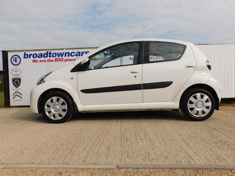 TOYOTA AYGO