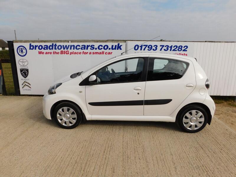 View TOYOTA AYGO 1.0 VVT-i Ice