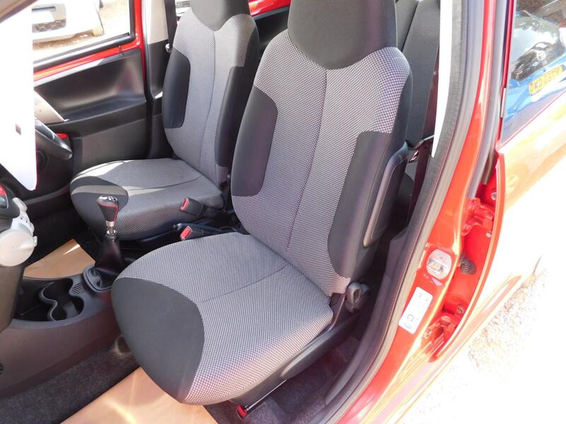 TOYOTA AYGO