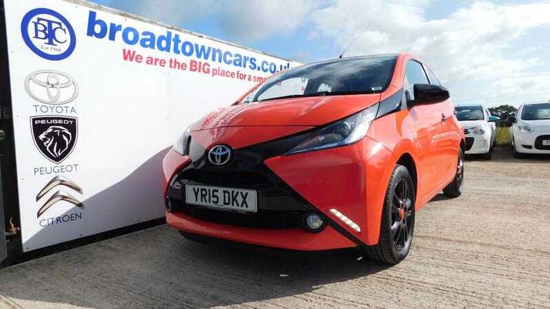 View TOYOTA AYGO 1.0 VVT-i x-cite