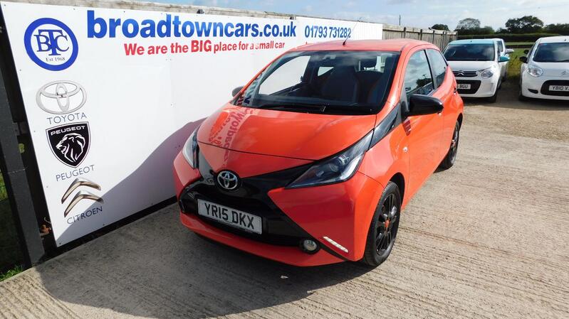 View TOYOTA AYGO 1.0 VVT-i x-cite