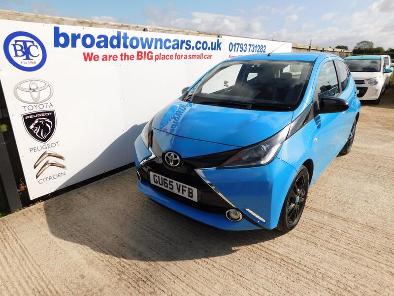 View TOYOTA AYGO 1.0 VVT-i x-cite
