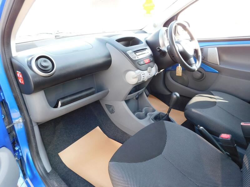 TOYOTA AYGO