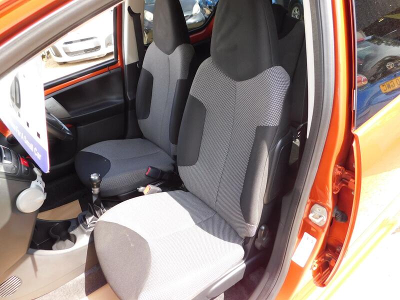 TOYOTA AYGO