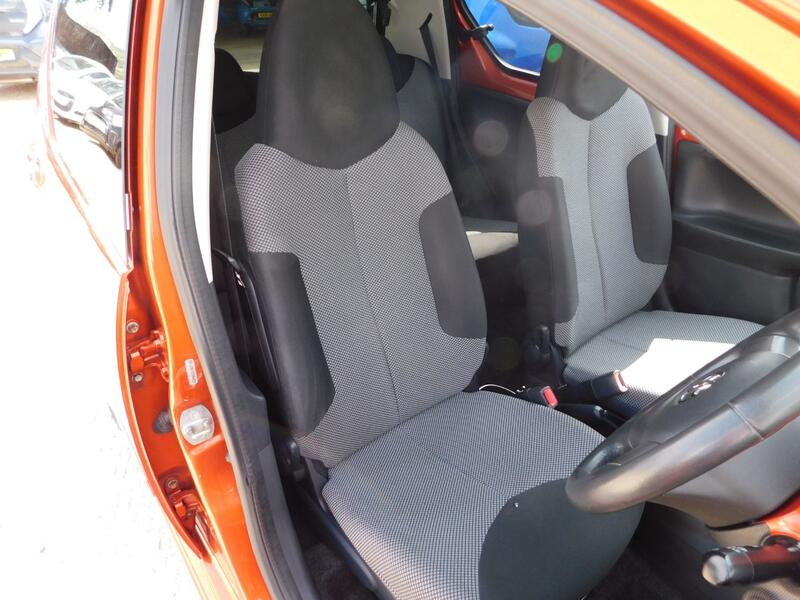 TOYOTA AYGO