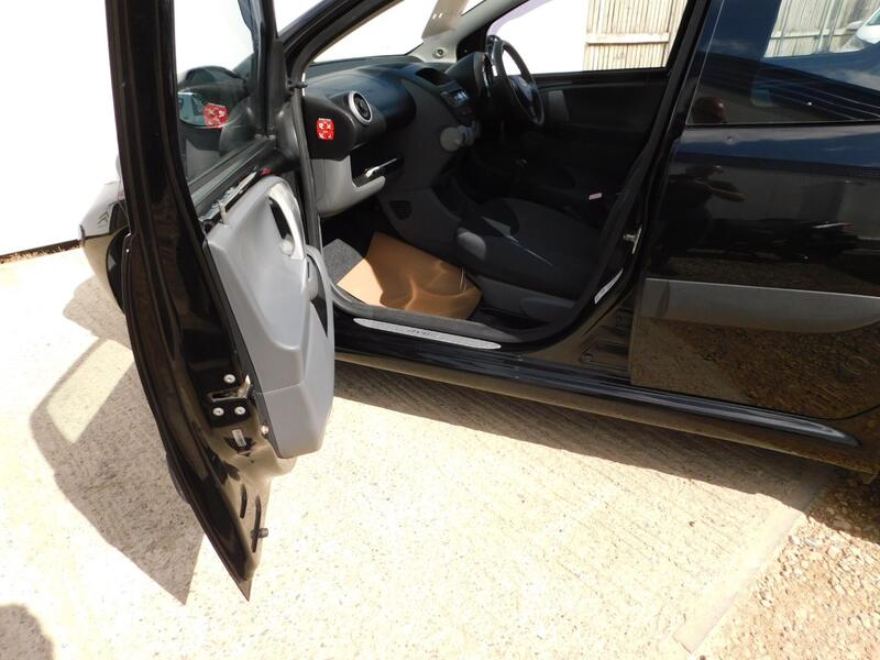 TOYOTA AYGO