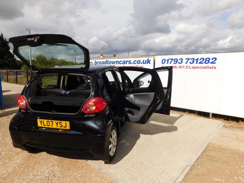 TOYOTA AYGO