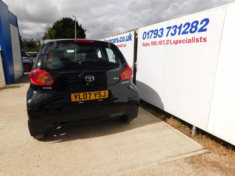TOYOTA AYGO