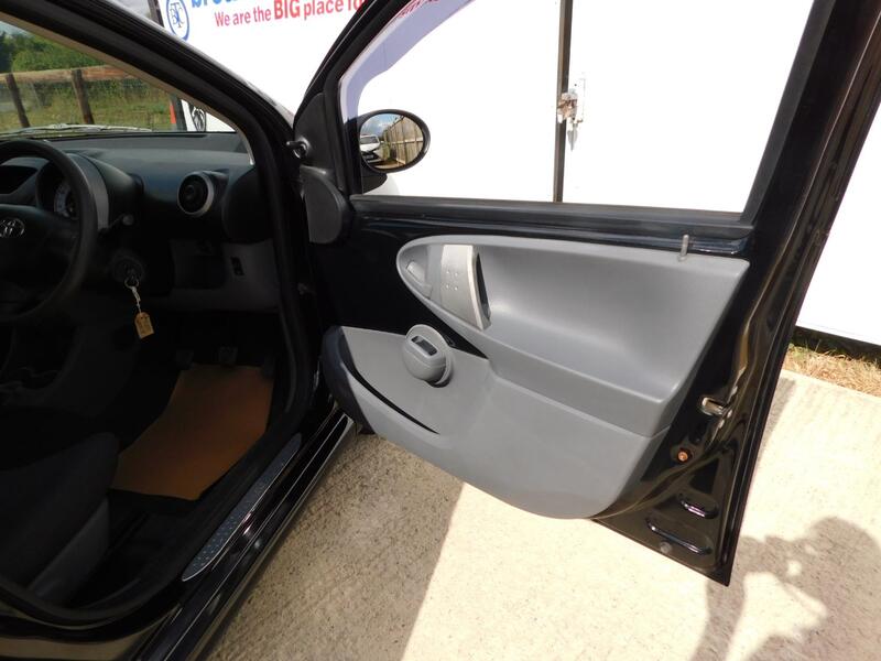 TOYOTA AYGO