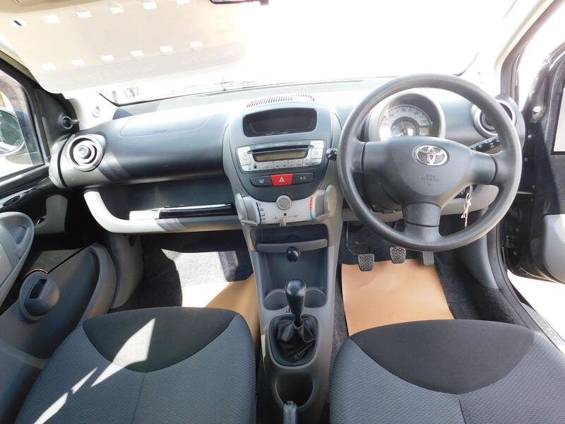 TOYOTA AYGO