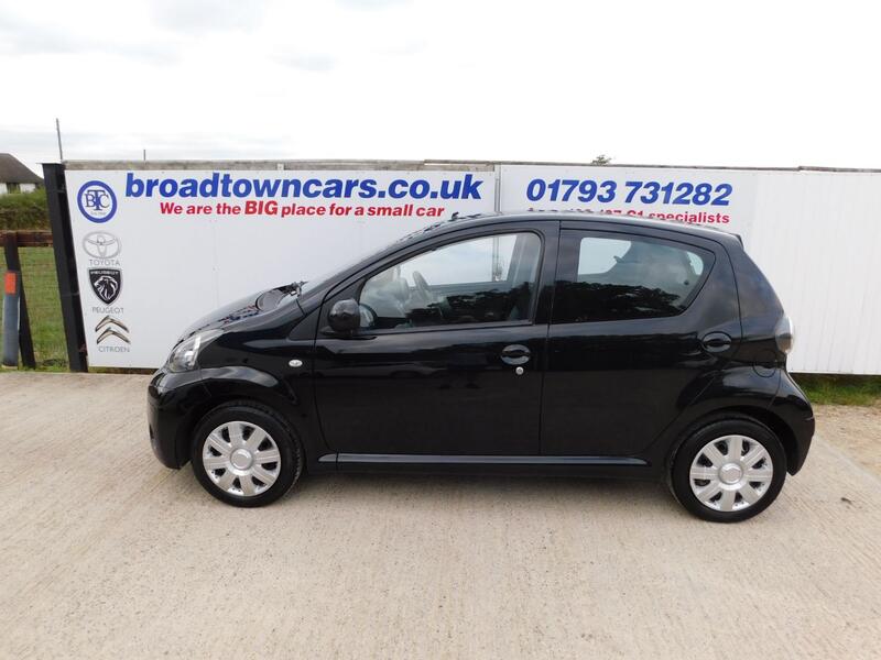 View TOYOTA AYGO 1.0 VVT-i Ice Automatic