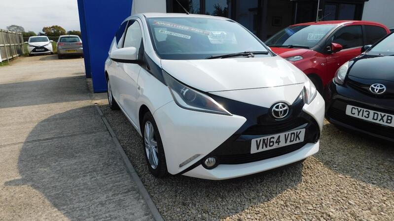 View TOYOTA AYGO 1.0 VVT-i x-pression